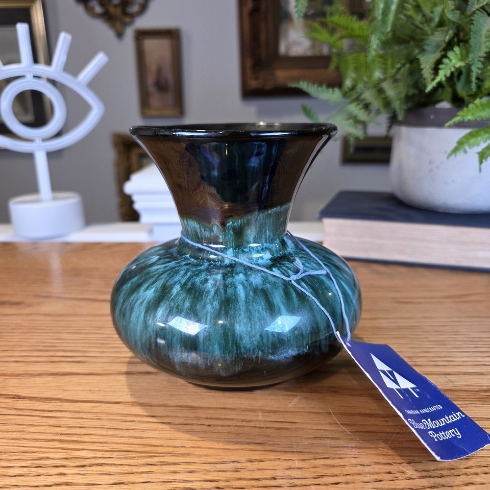 Vintage Blue Mountain Pottery Round Vase - MCM Green Drip Glaze - Canada 5"